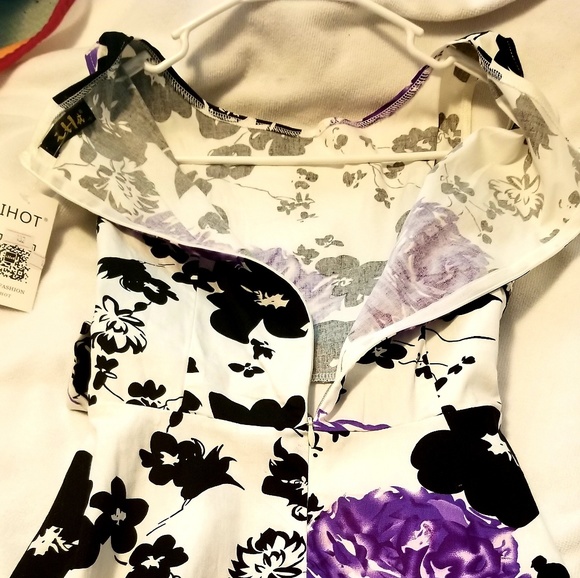 Dress - Picture 2 of 2